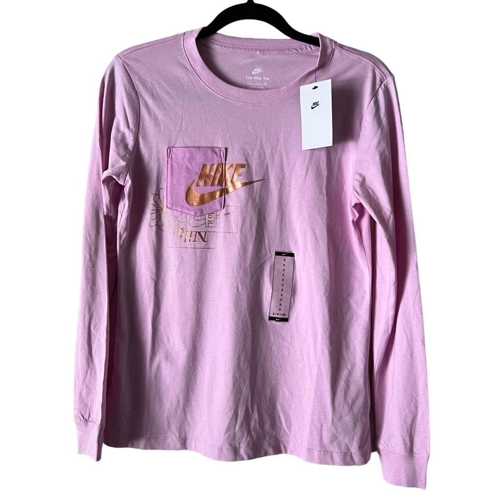 NWT Nike Women’s Long Sleeve Shirt